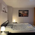 דירה Zentrale In *